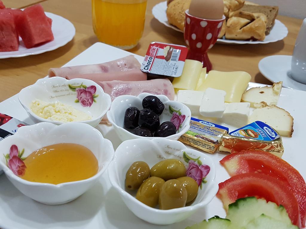 Hotel Irmak Сараево Екстериор снимка