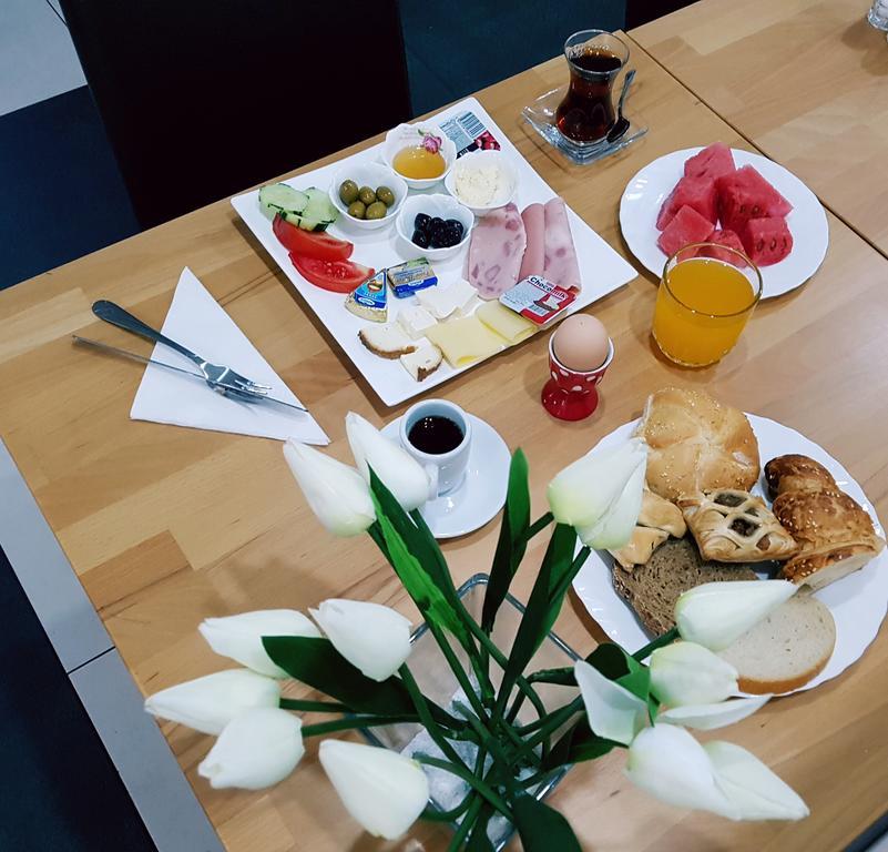 Hotel Irmak Сараево Екстериор снимка