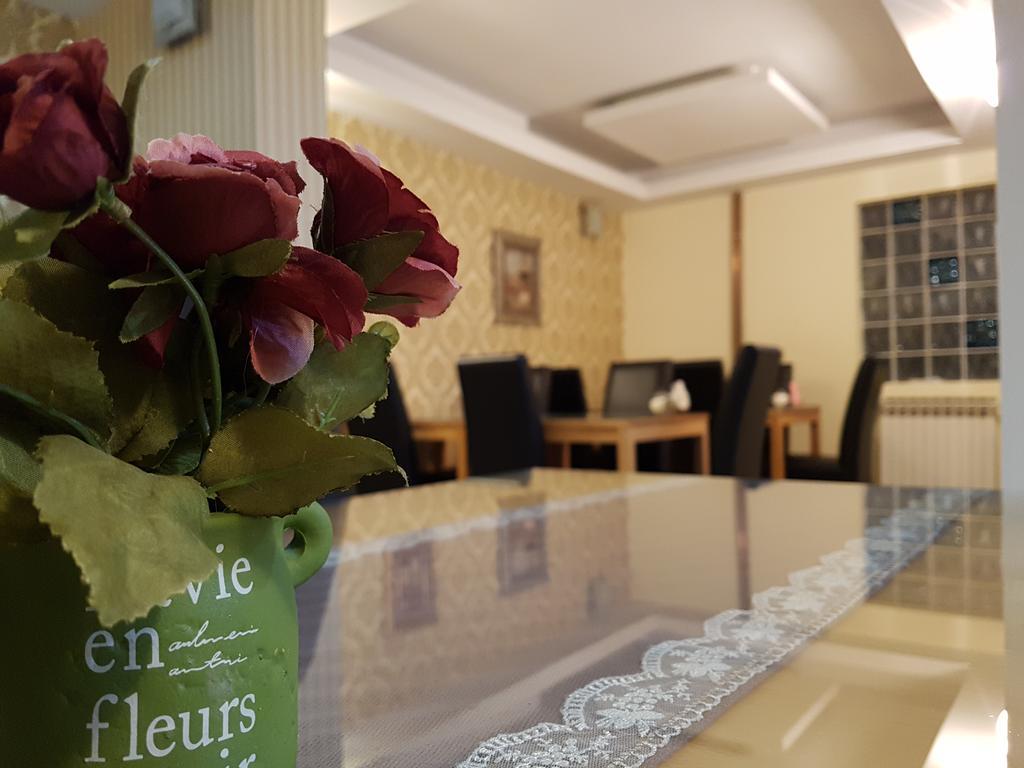 Hotel Irmak Сараево Екстериор снимка