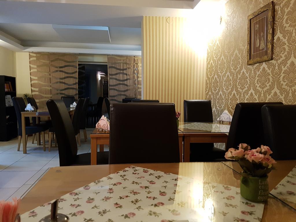 Hotel Irmak Сараево Екстериор снимка