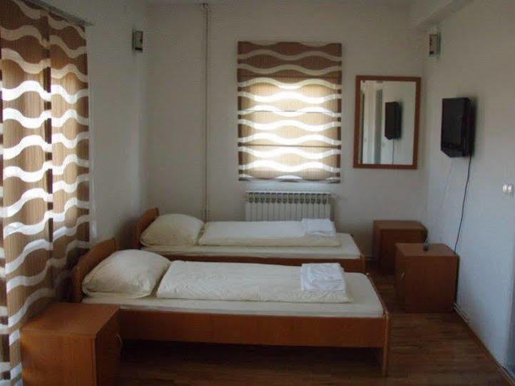 Hotel Irmak Сараево Екстериор снимка
