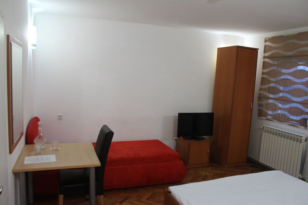 Hotel Irmak Сараево Екстериор снимка