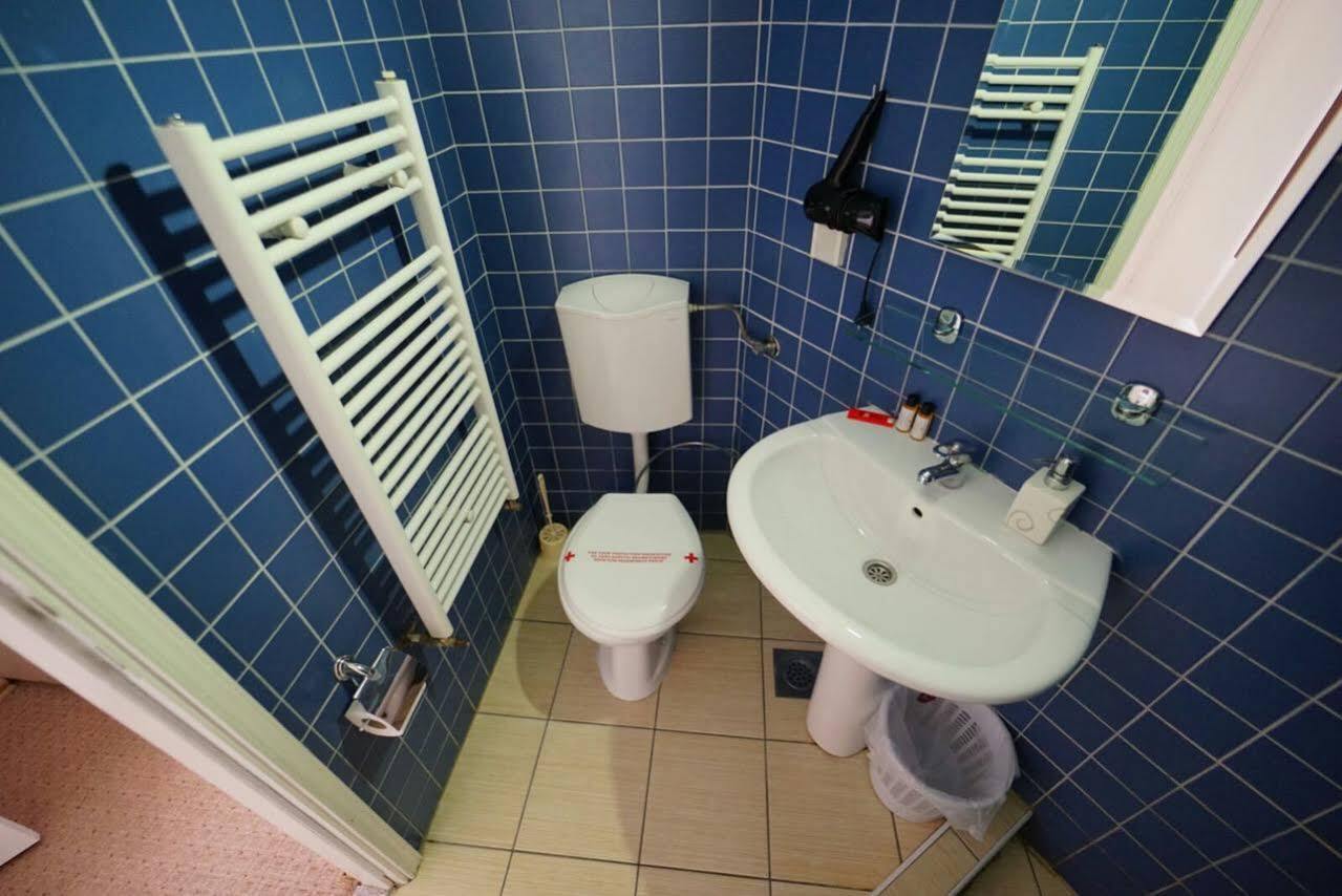 Hotel Irmak Сараево Екстериор снимка